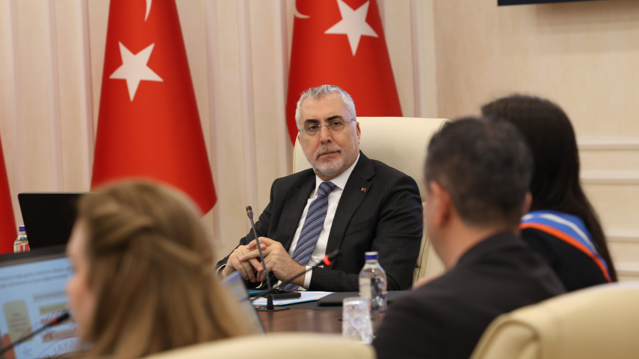bakan-isikhandan-yapay-zeka-aciklamasi-jBO5e3tA.jpg