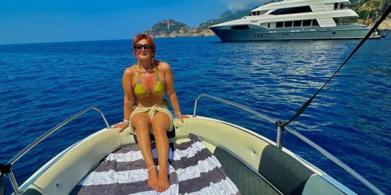 bankaciyi-tatil-paylasimlari-ele-verdi-musterilerinin-imzalarini-taklit-edip-paralarini-calmis-4cLm67tG.jpg