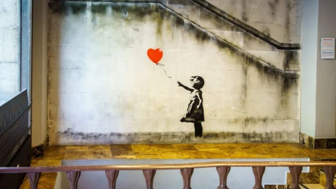 banksy-sanat-dunyasini-sallamaya-hazirlaniyor-18-milyon-dolarlik-rekor-IknQKKIv.jpg