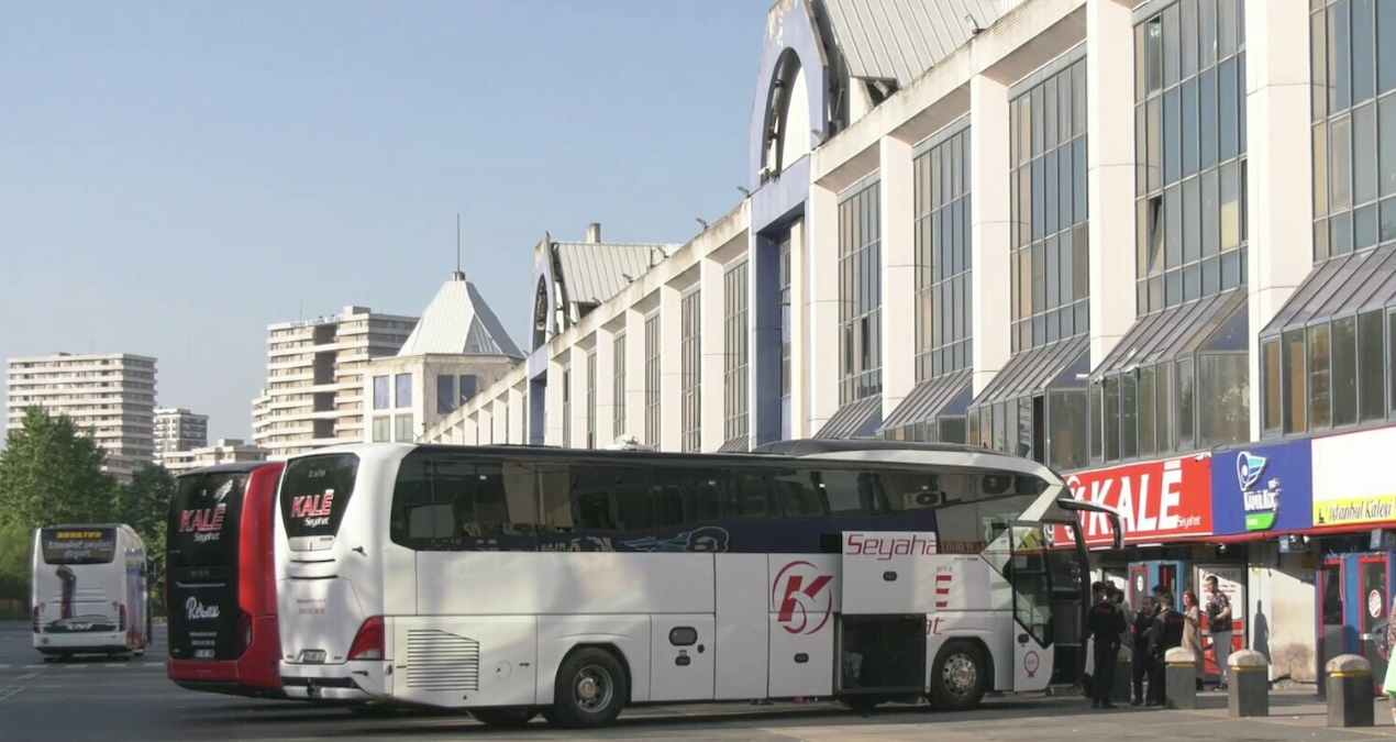 bayram-faturasi-kabardi-5-kisilik-bir-ailenin-otobus-yolculugu-35-bin-lira-Y9DZXFbR.jpg