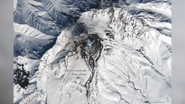 bilim-dunyasini-sasirtan-goruntu-ates-ve-buzun-savasi-b8TrNxk3.jpg