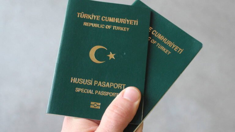 bir-meslek-grubuna-yesil-pasaport-talebi-meclis-gundeminde-qT7vGH19.jpg