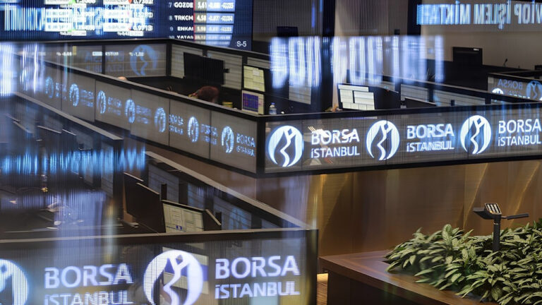 bist-100-haftanin-dibini-kirdi-haftanin-son-seansina-118-puan-eriyerek-basladi-zxltfayj.jpg