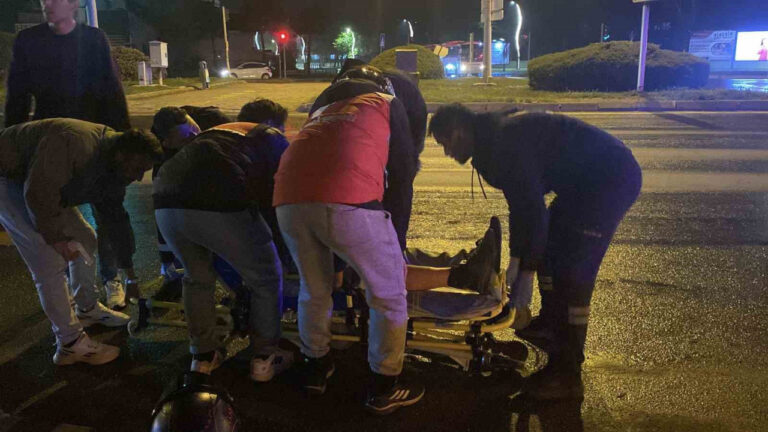 boluda-otomobil-ile-motosiklet-carpisti-1-yarali-K76JCHvN.jpg