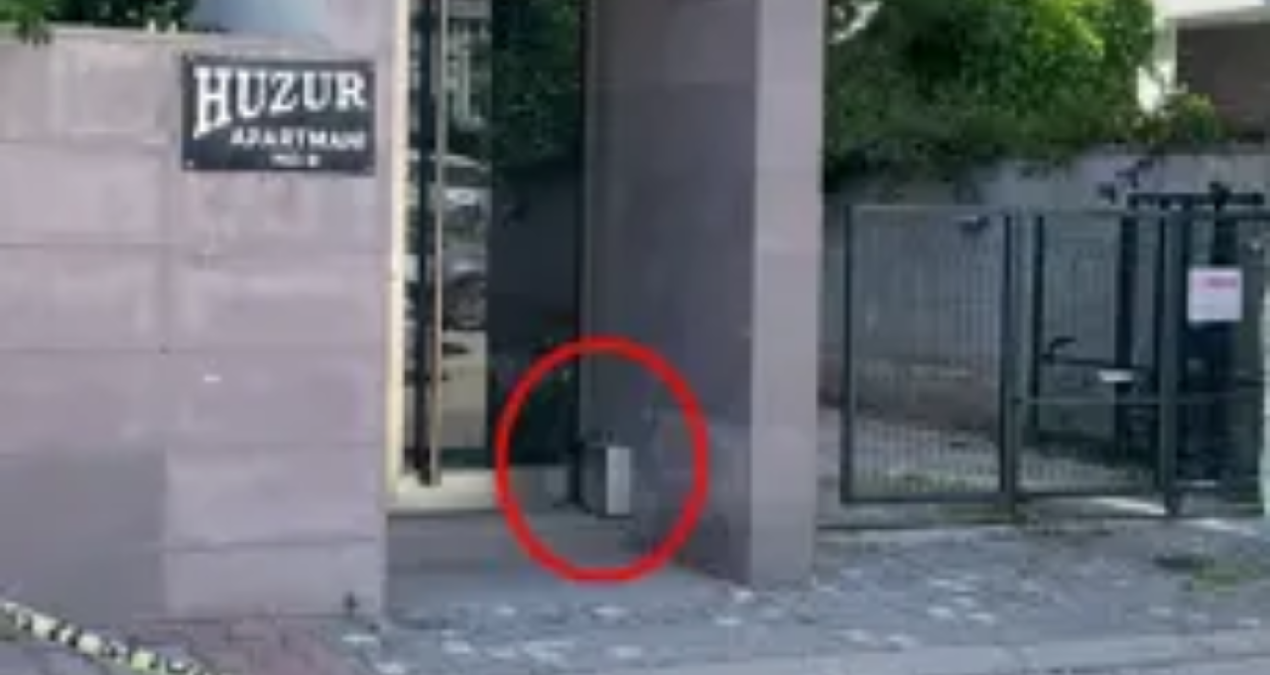bomba-diye-funyeyle-patlatildi-icinden-cikanlar-polisleri-bile-sasirtti-qgqKUrWi.jpg