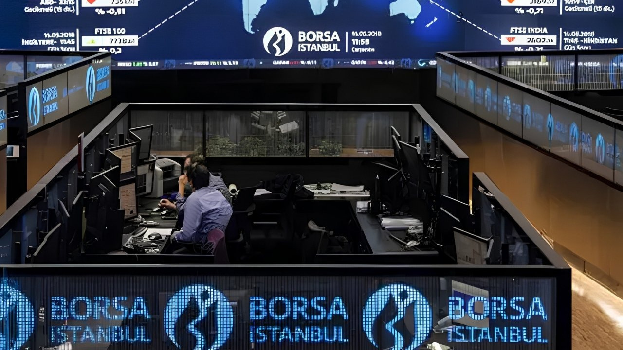 borsada-tarihi-inis-cikis-rekor-da-cokus-de-pes-pese-yasandi-1xj4TqWD.jpg