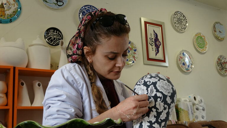 bu-bir-basarinin-oykusudur-kursiyer-olarak-girdi-egitmen-olarak-cikti-IqjaB5BG.jpg