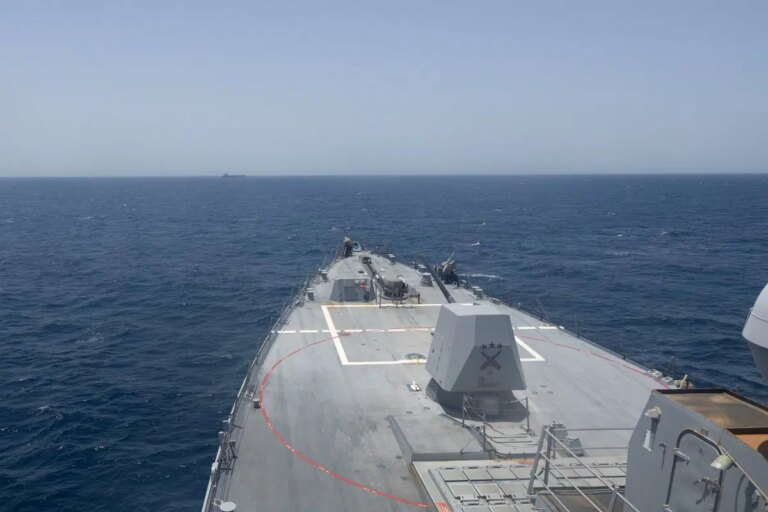 centcom-acikladi-4-gemi-umman-denizinde-devre-disi-birakildi-KVKBIGtx.jpg