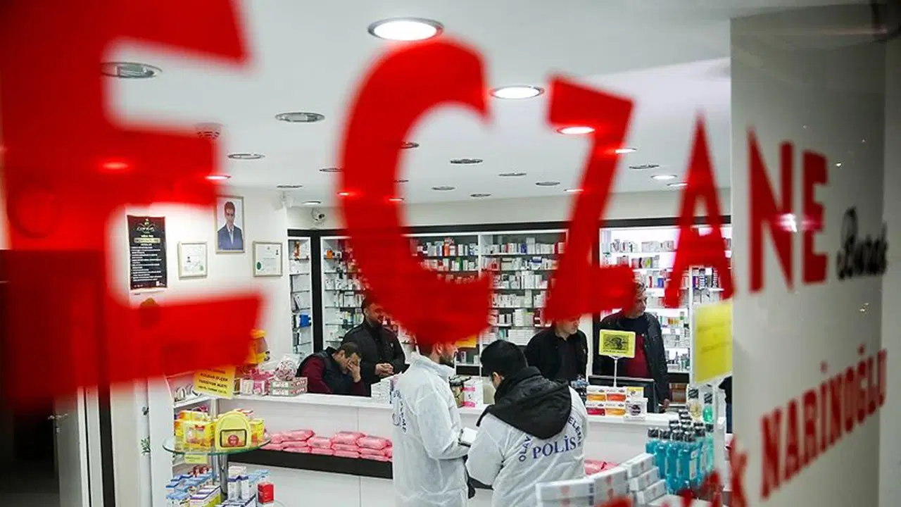 chp-eczacilarin-sorunlarini-tbmm-gundemine-tasidi-eczacilara-yesil-pasaport-verilmeli-8BHTxVJj.jpg