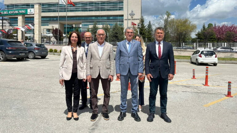 chp-milli-parklar-kanununu-anayasa-mahkemesine-tasidi-OuOcnFzd.jpg