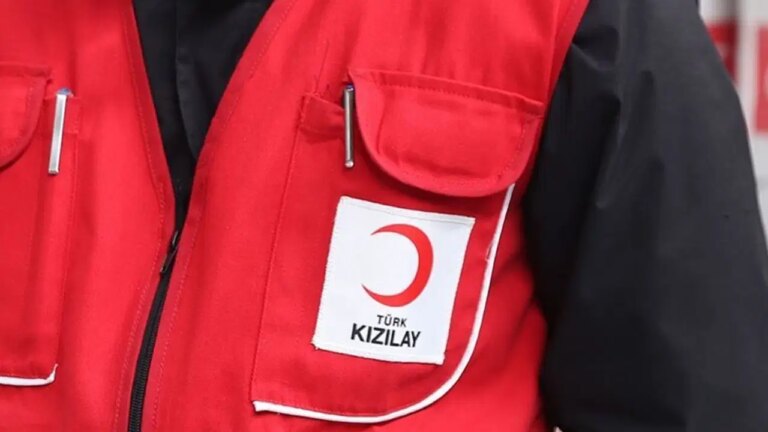 chpden-kizilay-kayseri-sube-baskaninin-paylasimina-tepki-bu-gerici-anlayisin-kizilayda-yeri-olamaz-r8N1pkwn.jpg