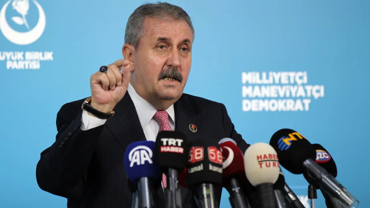 cumhur-ortagindan-emekli-ikramiyesi-tepkisi-neden-enflasyon-oraninda-artirilmiyor-L5eYl4hZ.jpg