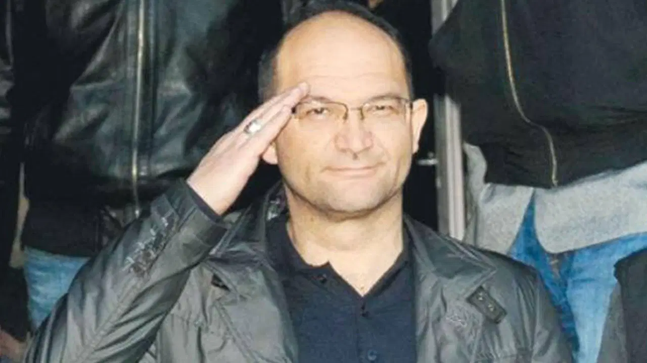 cumhuriyet-gundeme-getirmisti-emekli-albay-alican-turke-orduevi-giris-yasagi-tbmmye-tasindi-1RxTgk7N.jpg