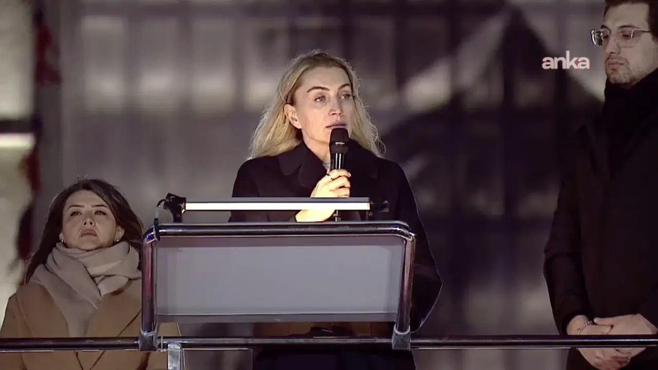 dilek-kaya-imamoglu-iki-cocugu-annesinden-ve-babasindan-koparacak-kadar-vicdansizlasmis-bir-duzen-3672nDOA.jpg
