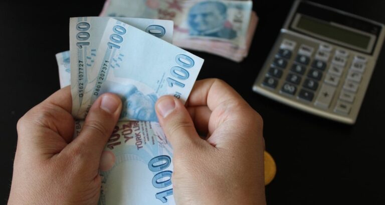 emekli-maaslarinda-hesaplar-sil-bastan-iste-zamli-yeni-liste-wpOIFCQp.jpg