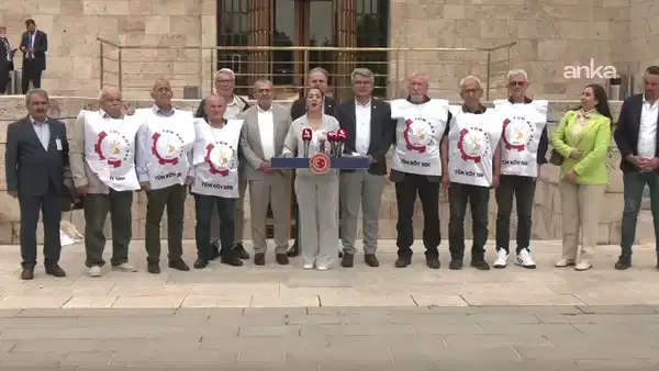 emep-milletvekilleri-karaca-ve-bayhan-ureticilerin-hazirladigi-kanun-teklifi-taslagini-meclise-tasidi-tfbX3Mgz.jpg
