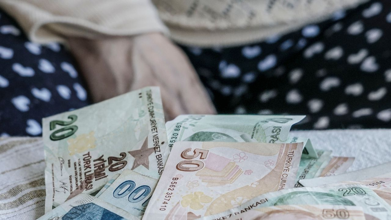 enflasyon-tahmini-geldi-emekli-zamminda-senaryolar-ortaya-cikti-2OOQ92Zu.jpg