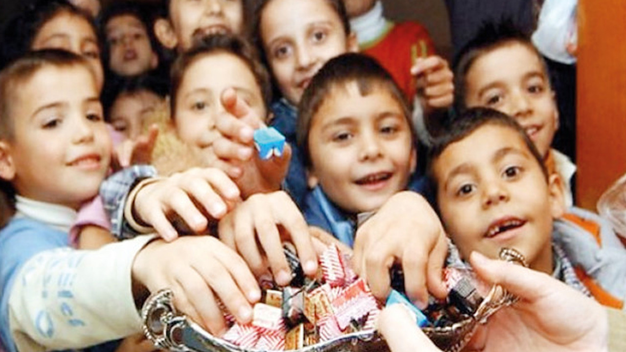 eski-bayramlardaki-o-kalabalik-sofralar-tarih-oldu-tuik-verileri-sarsiyor-iste-teni-turkiye-bvhsWGqd.jpg