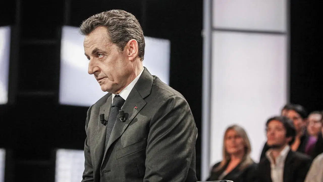 fransanin-eski-cumhurbaskani-sarkozy-hakkinda-7-yil-hapis-ve-5-yil-siyasi-yasak-talebi-9LF3uDdz.jpg