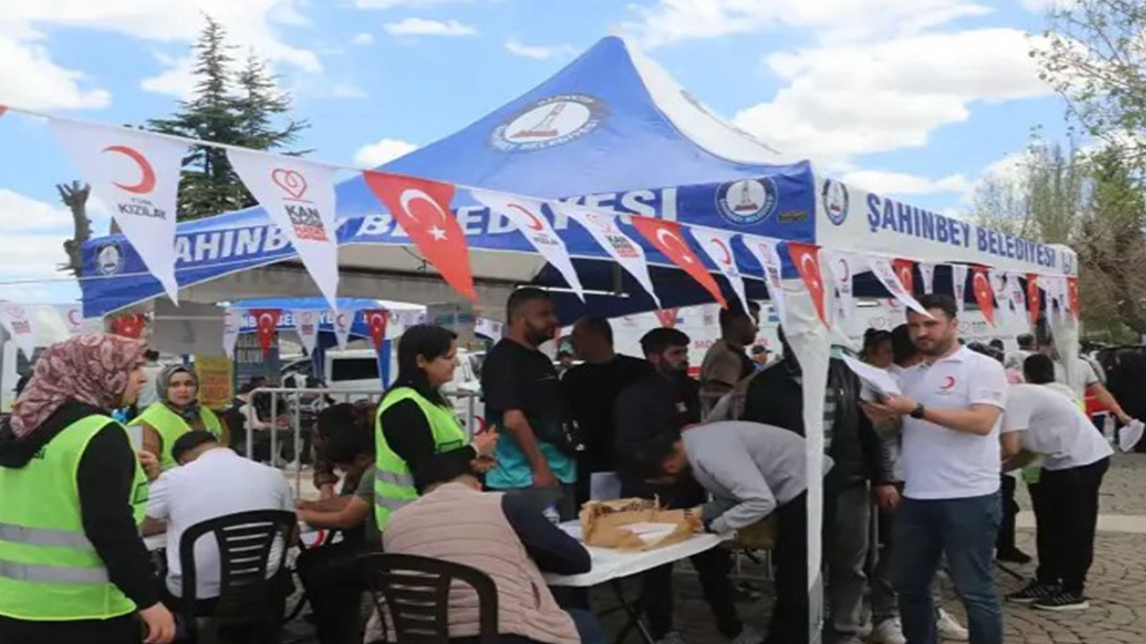 gaziantepte-14-bin-unite-kan-bagislandi-w5AbVLNI.jpg