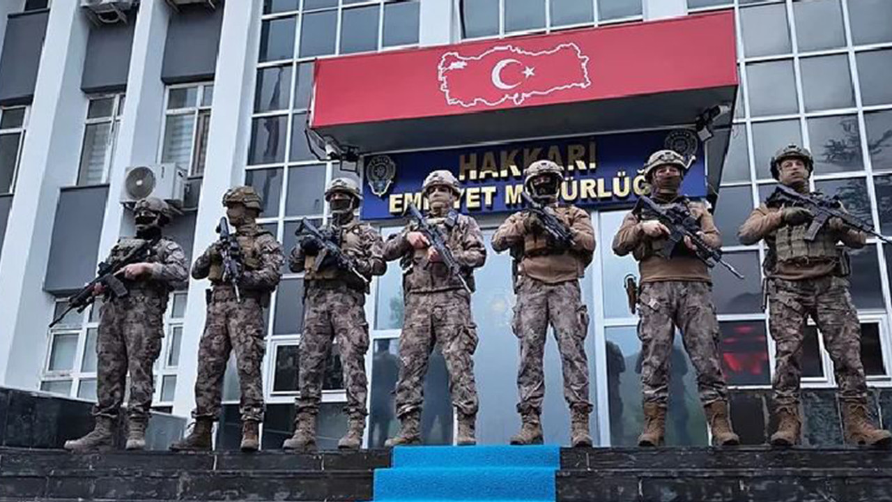 hakkari-ve-vanda-tefecilik-operasyonu-4-tutuklama-CQIMyjvl.jpg