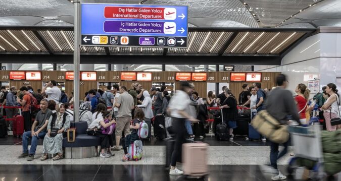 Havalimanlarında artık bedava olacak: Her köşeye yerleştirilecek