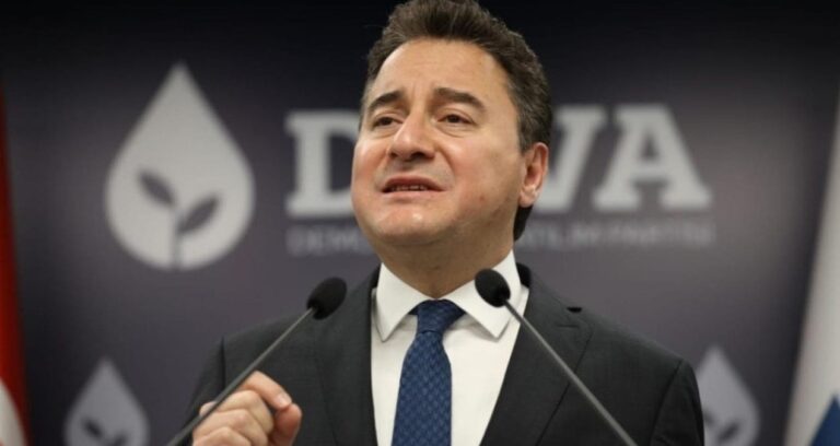 hem-vefasiz-hem-hadsiz-suclamasi-VQ1t2nvL.jpg