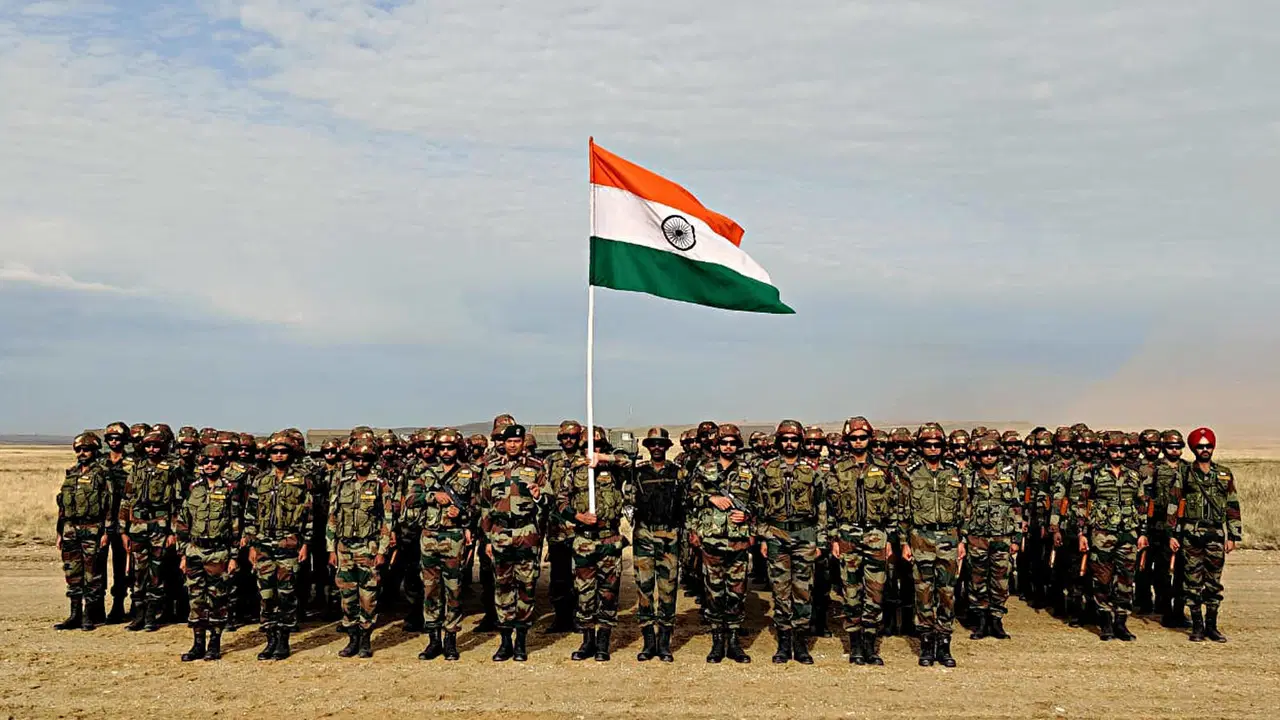hindistan-2047-hedefini-acikladi-tam-entegre-askeri-guc-KYJqEeGg.jpg