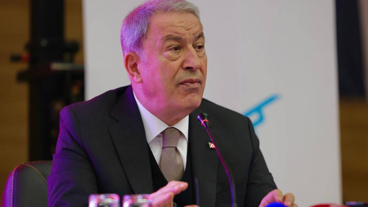 hulusi-akardan-universitelilere-okulu-birakin-cine-gidin-Bx5byM9n.jpg