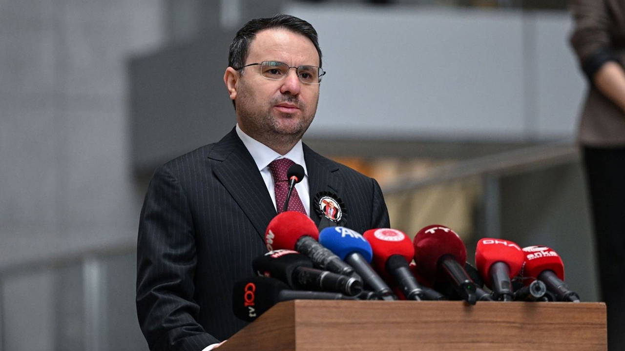 icra-tebligatlari-tbmm-gundeminde-chpden-akin-gurleke-11-soru-bXJSdN8P.jpg