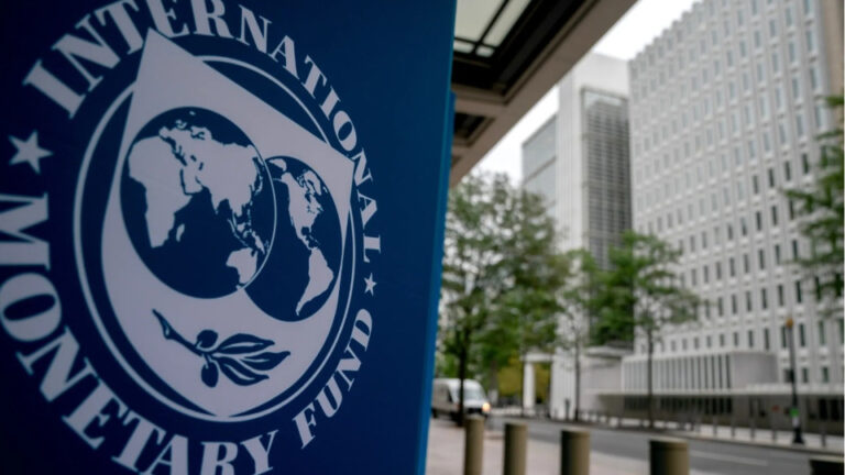 imfden-uyari-kuresel-ekonomi-olumsuz-senaryoya-ilerliyor-MnAciwiS.jpg