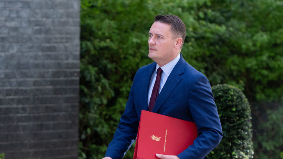 ingiltere-saglik-bakani-streeting-gorevinden-istifa-etti-bymzhADV.jpg