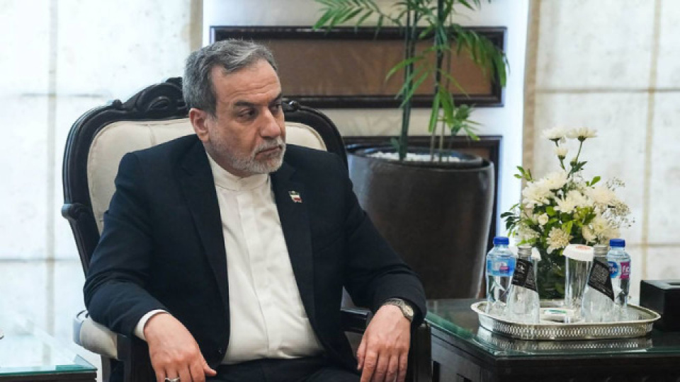 iran-disisleri-bakani-arakci-iran-ile-ilgili-hicbir-sorunun-askeri-cozumu-olamaz-PUa6f4CH.jpg