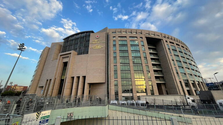 istanbul-barosundan-eren-sonmez-cagrisi-derhal-serbest-birakilmali-ic33qpWL.jpg