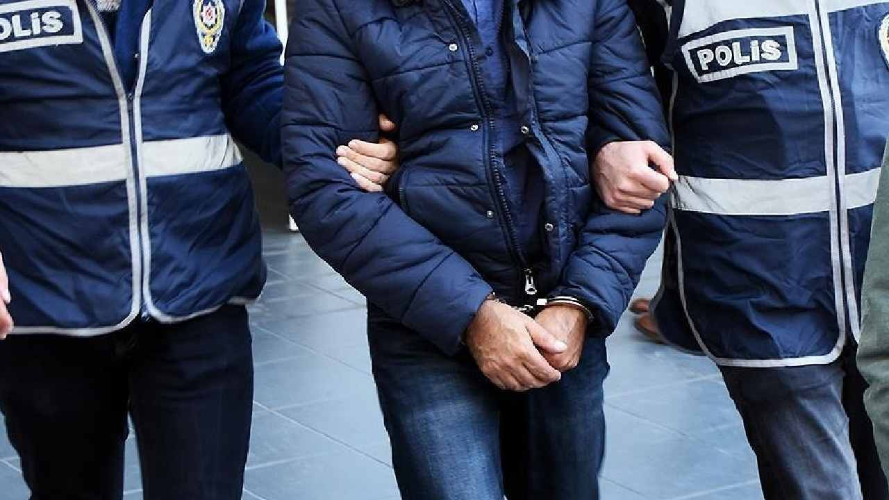 istanbul-merkezli-5-ilde-change-arac-operasyonu-24-kisi-yakalandi-pnj4wkT3.jpg