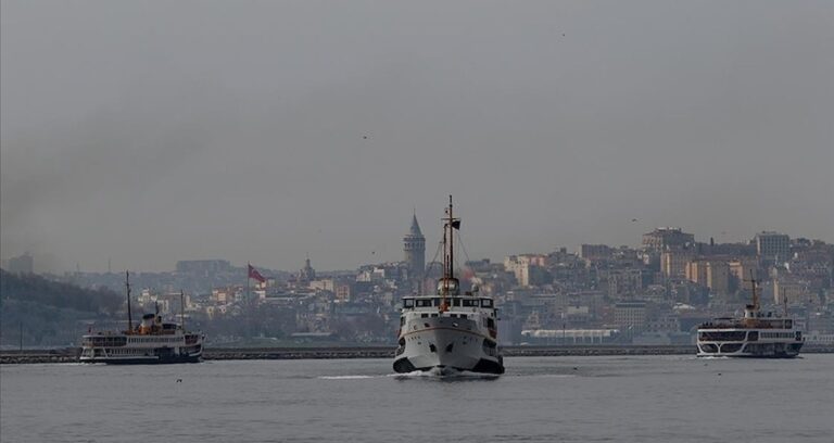 istanbulda-cok-sayida-vapur-seferi-iptal-edildi-sHHZuTFp.jpg