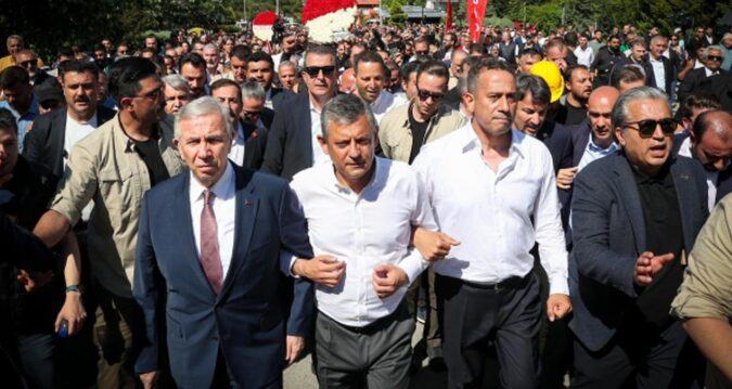 İşte Özgür Özel’e destek veren milletvekilleri