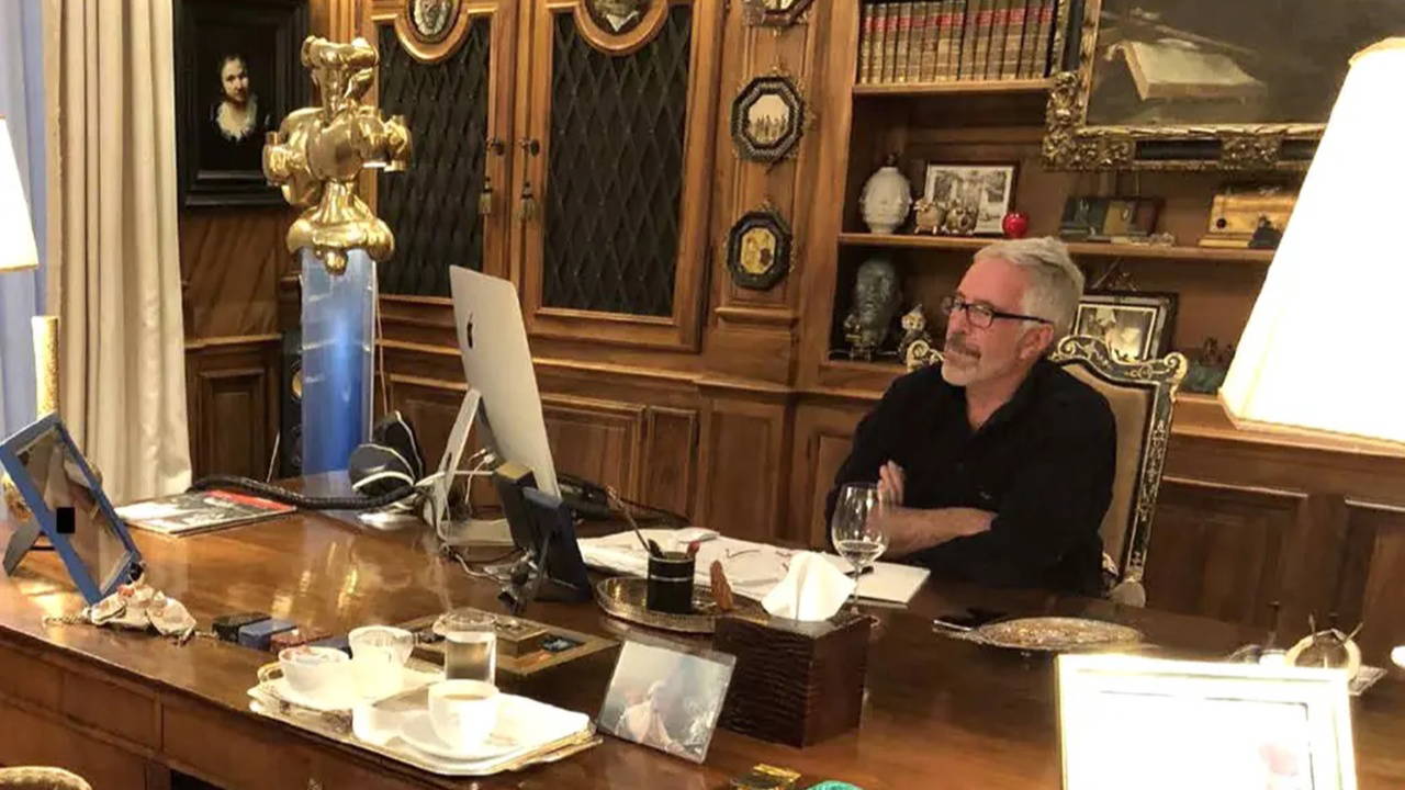 jeffrey-epsteinin-ofisindeki-tablo-satisa-cikarildi-nvqzQOGH.jpg