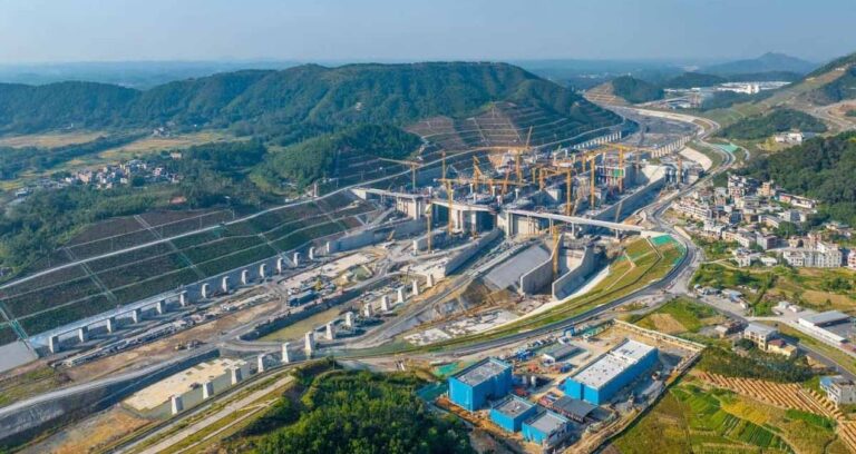 kargo-gemilerini-ic-kesimlerdeki-sehirlere-ulastirmak-icin-134-kilometrelik-su-yolu-kaziliyor-1cF7tmXC.jpg