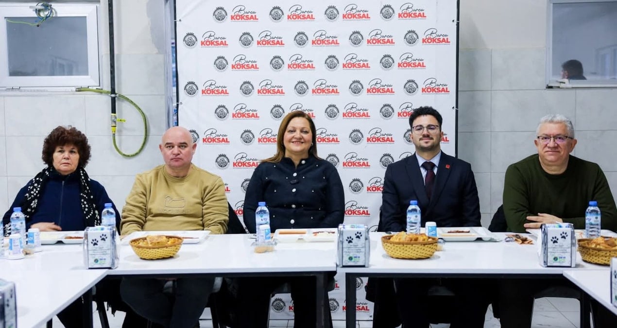 koksal-akpye-uyum-saglamaya-basladichpli-danismana-mezarlik-gorevi-rBYF1q51.jpg