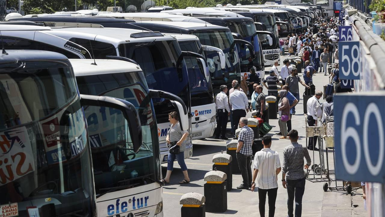 kurban-bayrami-yolculugu-cep-yakacak-otobus-biletlerine-dev-zam-yolda-ALtLCqIK.jpg