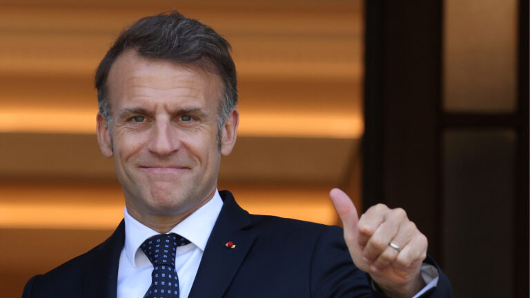 macron-enerjimizi-hurmuzun-acilmasina-yonlendirmeliyiz-KpEA7bfz.jpg