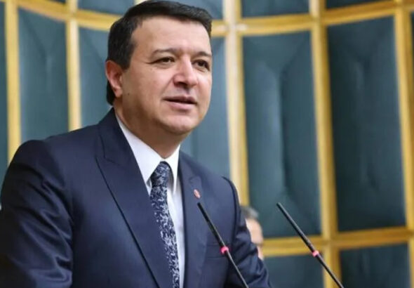 mahmut-arikandan-heybeliada-ruhban-okulu-cikisi-bu-bir-egemenlik-tecavuzudur-NLxsEwV2.jpg