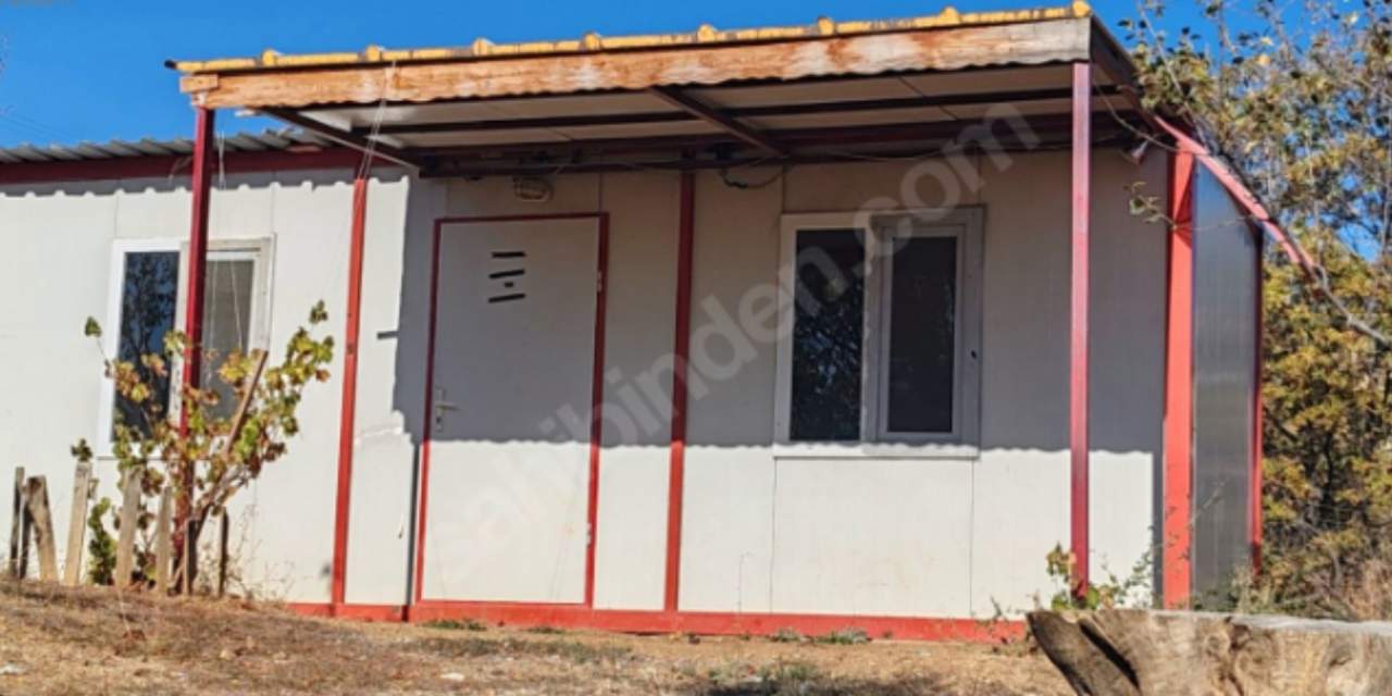 markete-otobuse-2-sehre-45-kilometre-barakanin-kirasi-15-bin-lira-barinma-krizinde-son-BL6jYYfh.jpg