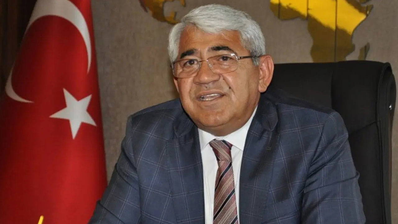 mhpli-eski-kars-belediye-baskani-murtaza-karacantanin-yargilanmasina-devam-edildi-YSWCfFhJ.jpg