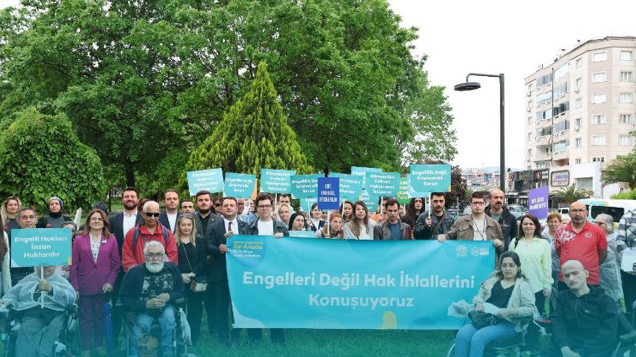 niluferde-sloganlar-engelleri-asmak-icin-yukseldi-CrWUCMiX.jpg