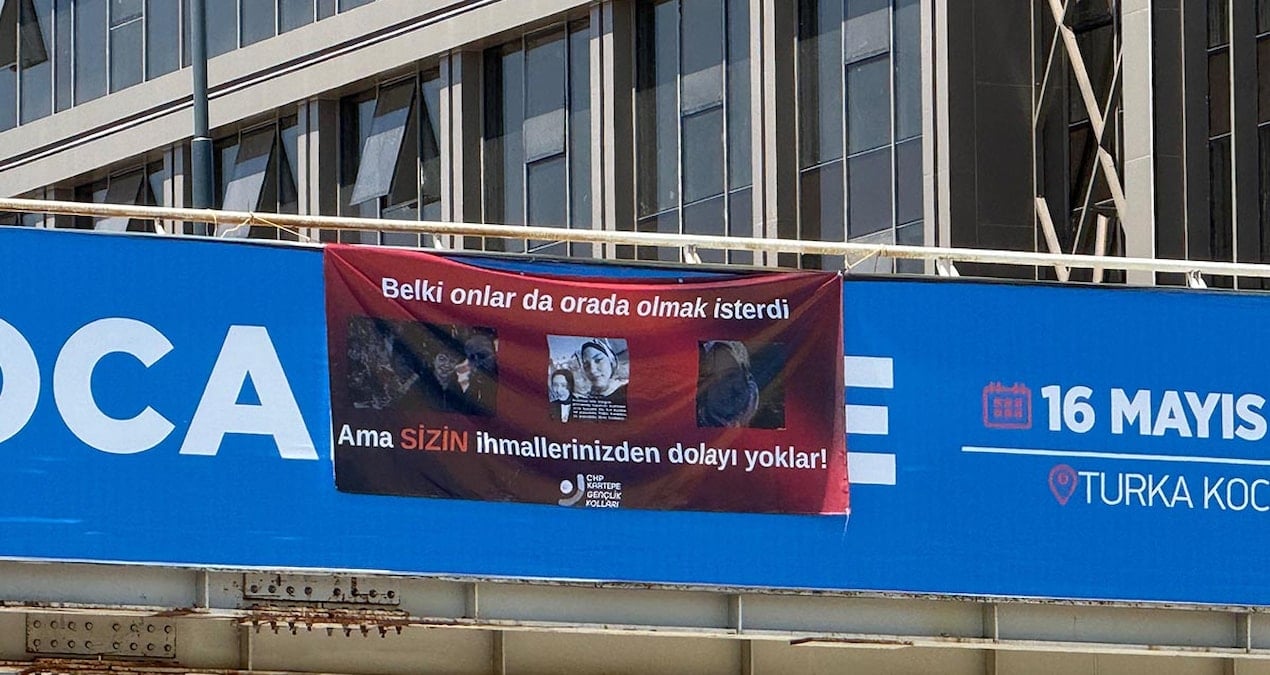 olen-genclerin-fotograflariyla-erdoganin-etkinligine-protesto-Utx44bn7.jpg