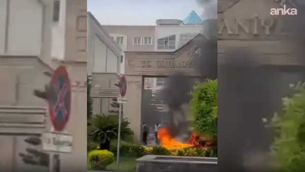 osmaniye-belediyesi-onunde-motosikletini-yakti-kDxcqDay.jpg