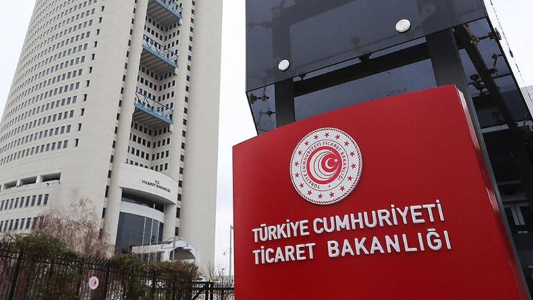 otogar-ve-hallerde-fiyatlar-ticaret-bakanligi-tarafindan-mercek-altina-aliniyor-R9N64UG4.jpg