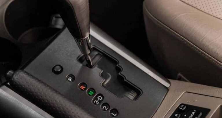 otomatik-vitesteki-l-harfinin-gercek-anlami-suruculerin-cogu-bilmiyor-BK8V8X6P.jpg
